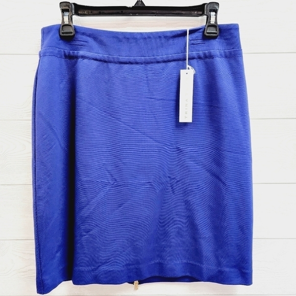 Trina Turk Dresses & Skirts - Trina Turk Pencil Skirt